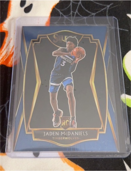 2020-21 Panini Select Premier Level Blue #197 Jaden McDaniels — front
