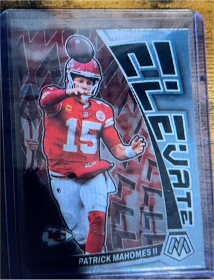 2023 Panini Mosaic #E-PM Patrick Mahomes II Elevate — front