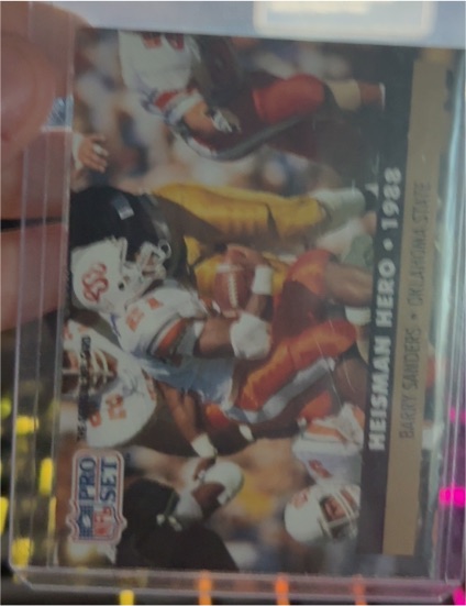 1991 Pro Set #39 Barry Sanders Heisman Hero 1988 — front