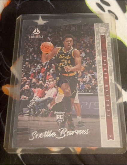 2021-22 Panini Chronicles Luminance #260 Scottie Barnes — front
