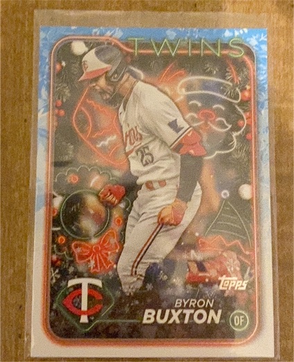 2024 Topps Holiday #H114 Byron Buxton — front