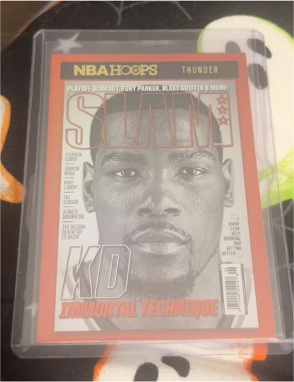 2020-21 Panini NBA Hoops Slam Magazine #13 Kevin Durant — front