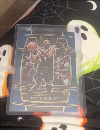 2021-22 Panini Select #50 Kevin Durant — front