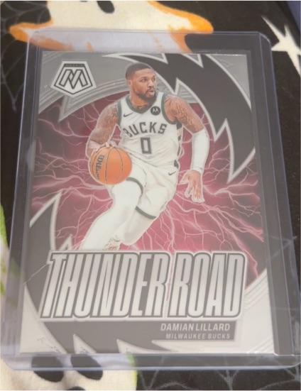2023-24 Panini Mosaic #2 Damian Lillard Thunder Road — front
