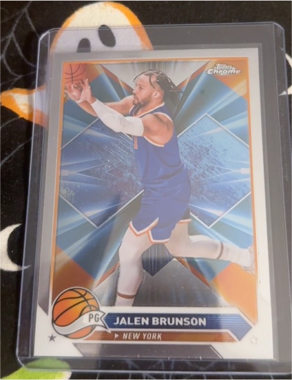2023-24 Topps Chrome #11 Jalen Brunson — front