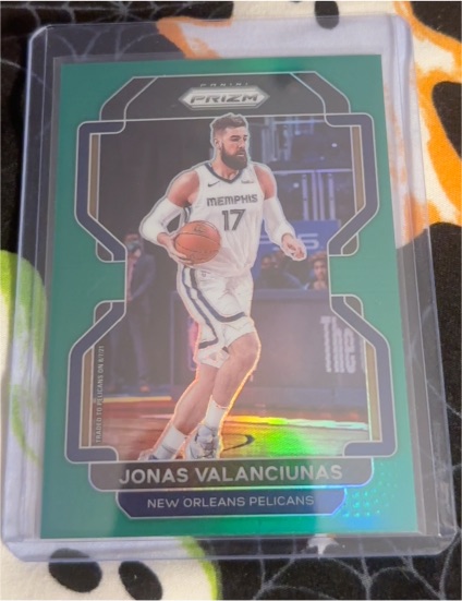 2021-22 Panini Prizm #62 Jonas Valanciunas — front