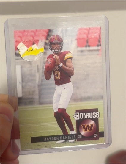2024 Panini Donruss Retro #22 Jayden Daniels — front