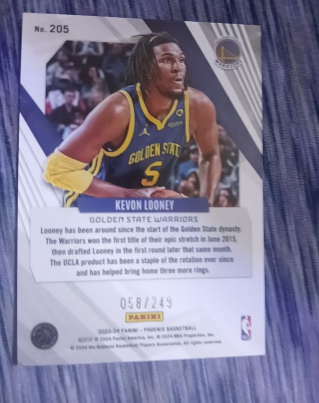 2023-24 Panini Phoenix #205 Kevon Looney — front