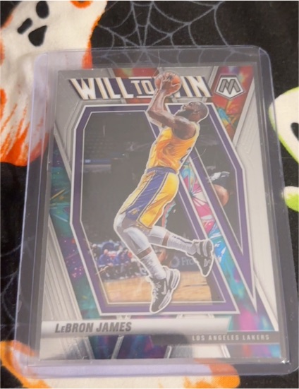 2020-21 Panini Mosaic #10 LeBron James Will to Win — front