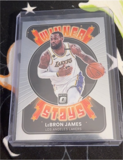 2021-22 Donruss Optic #3 LeBron James Winner Stays Insert — front