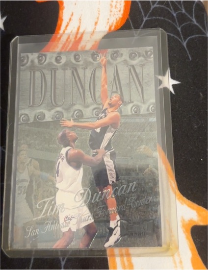 1998-99 Skybox Metal Universe #35 Tim Duncan — front
