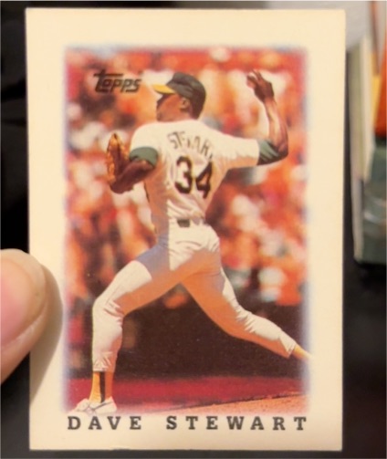 1988 Topps League Leaders Mini #32 Dave Stewart — front