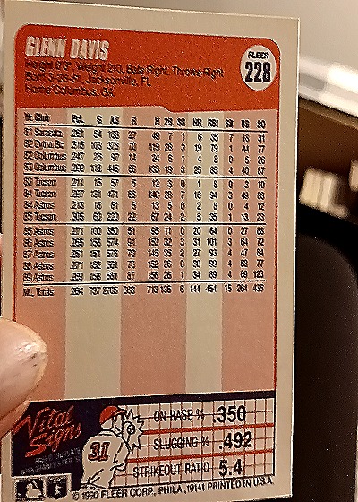 1990 Fleer #228 Glenn Davis — back