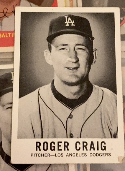 1960 Leaf Baseball #8 Roger Craig — front