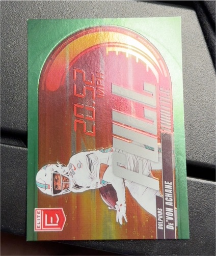 2025 Panini Donruss Elite #13 De'Von Achane Full Throttle Pink — front