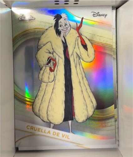 2025 Topps Chrome Disney #103 Cruella de Vil — front