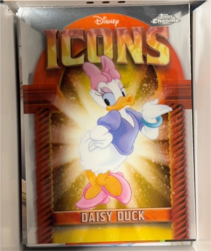 2025 Topps Chrome Disney #DI-33 Daisy Duck Icons — front