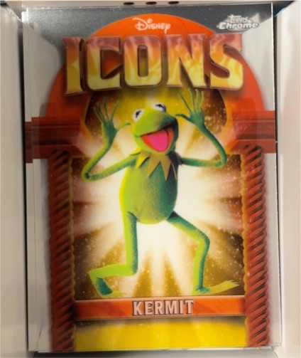 2025 Topps Chrome Disney #DI-23 Kermit Disney Icons — front