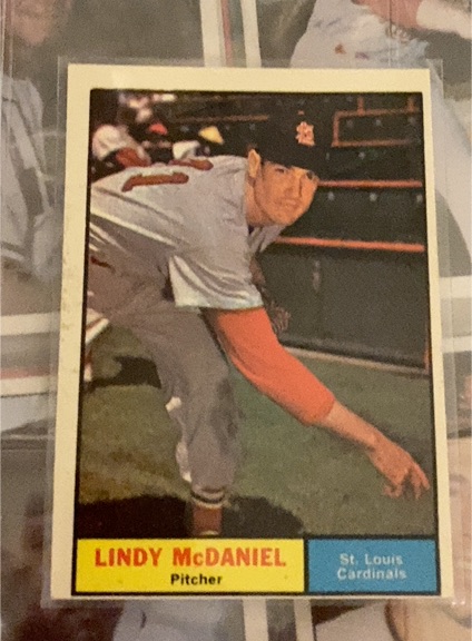 1961 Topps #266 Lindy McDaniel — front