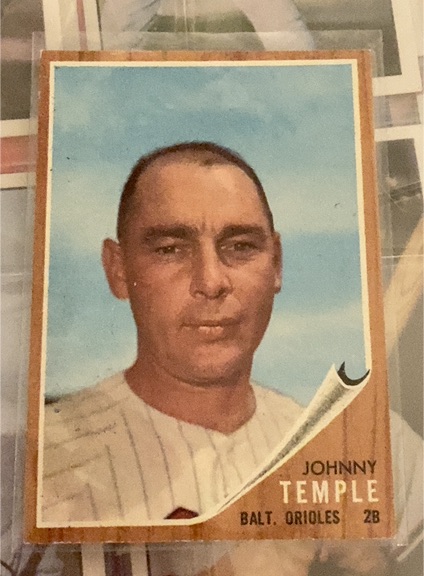 1962 Topps #34 Johnny Temple — front
