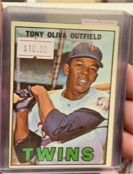 1967 Topps #50 Tony Oliva — front