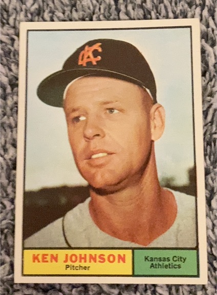 1961 Topps #24 Ken Johnson — front