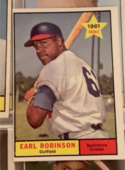 1961 Topps #343 Earl Robinson — front