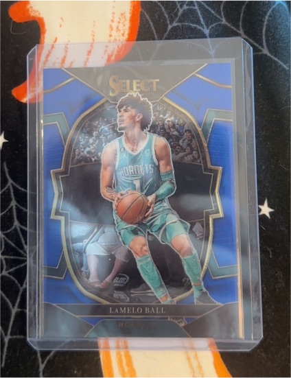 2022-23 Panini Select #41 LaMelo Ball — front