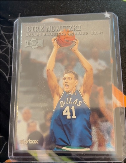 1999-00 Skybox Metal #72 Dirk Nowitzki Dallas Mavericks — front