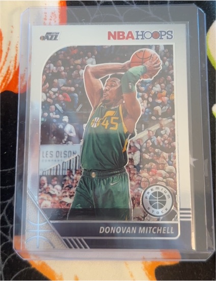 2019-20 Panini NBA Hoops Premium Stock #185 Donovan Mitchell — front