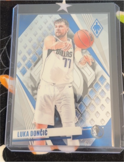 2023-24 Panini Phoenix #157 Luka Dončić — front