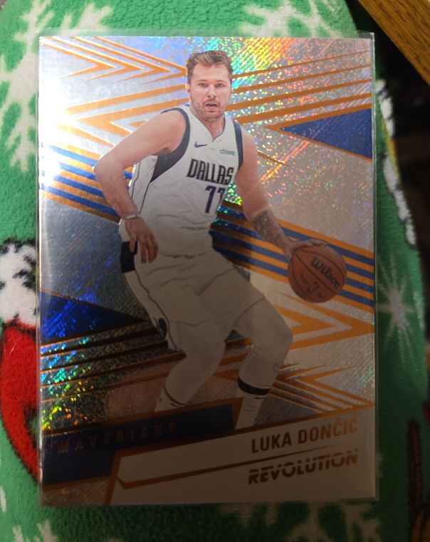 2024-25 Panini Revolution #13 Luka Dončić — front