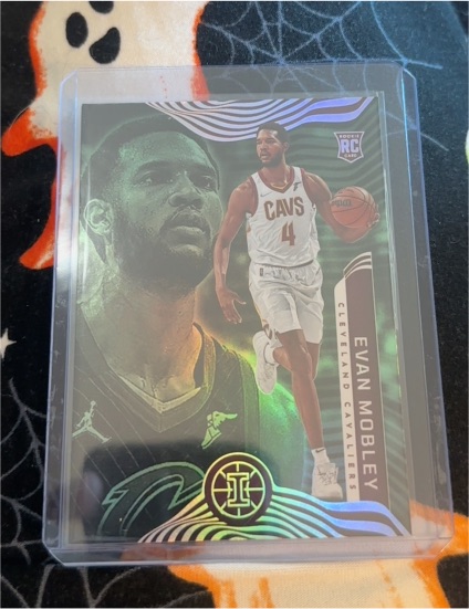 2021-22 Panini Illusions #153 Evan Mobley — front