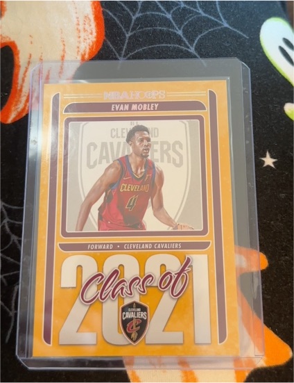 2021-22 Panini NBA Hoops #2 Evan Mobley Class of 2021 — front