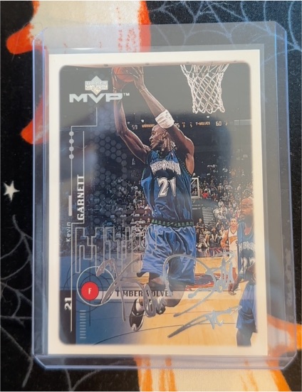 1999-00 Upper Deck MVP #93 Kevin Garnett — front