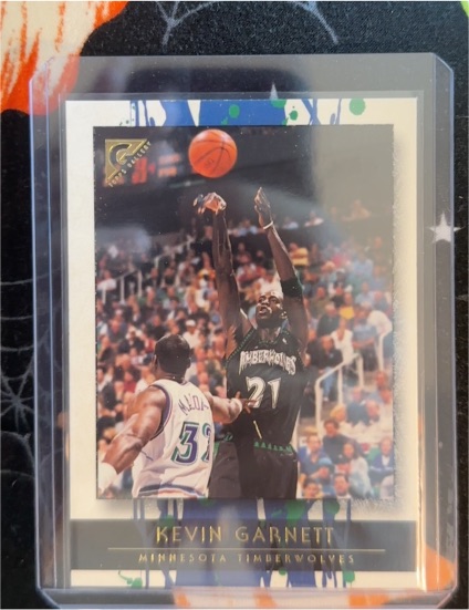 2000-01 Topps Gallery #11 Kevin Garnett — front