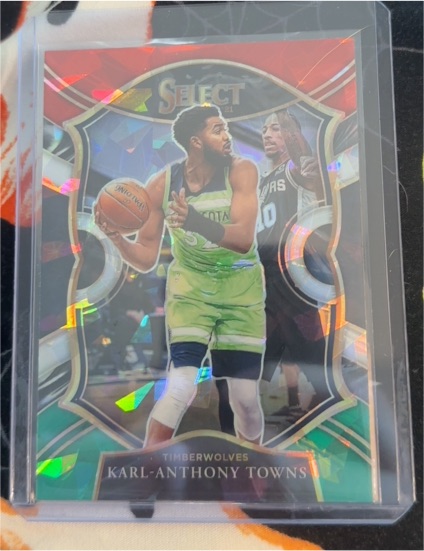 2020-21 Panini Select #36 Karl-Anthony Towns — front