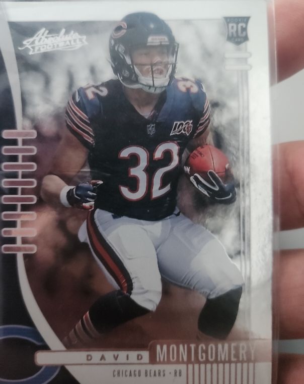 2019 Panini Absolute #110 David Montgomery — front