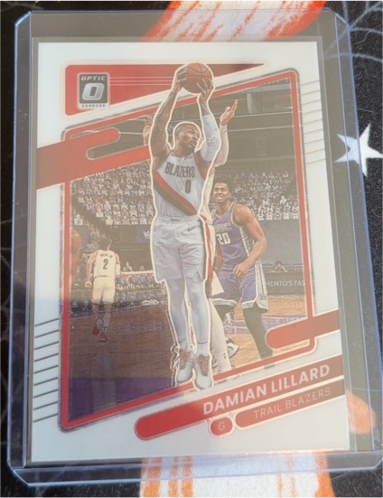 2021-22 Donruss Optic #118 Damian Lillard — front