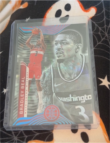 2021-22 Panini Illusions #66 Bradley Beal — front
