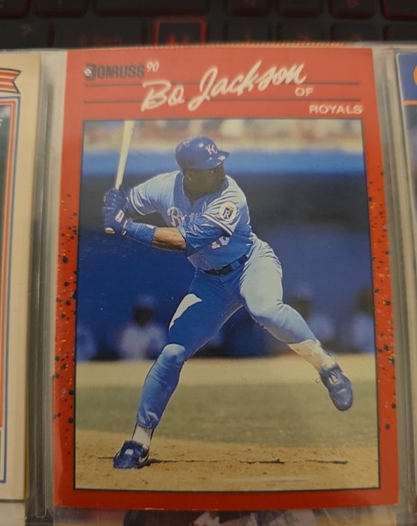 1990 Donruss #61 Bo Jackson — front