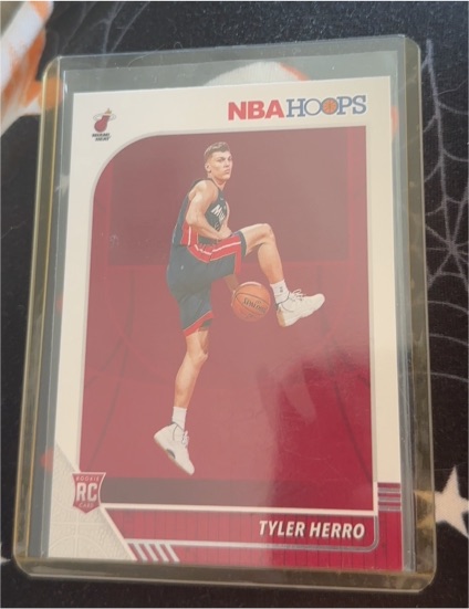 2019-20 Panini NBA Hoops #210 Tyler Herro — front