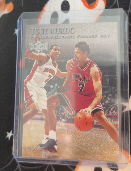 1999-00 Skybox Metal #41 Toni Kukoc — front