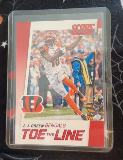 2016 Score #10 A.J. Green Toe the Line — front