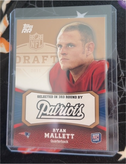 2011 Topps Rising Rookies #104 Ryan Mallett — front