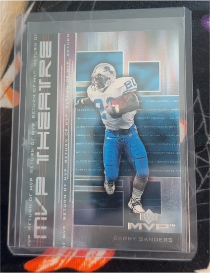 1999 Upper Deck MVP #M11 Barry Sanders — front