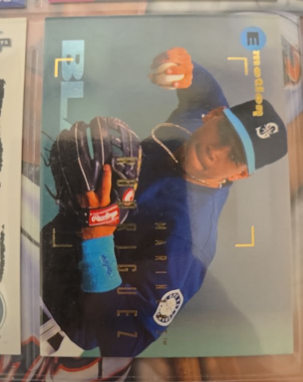 1995 Fleer Skybox Emotion #82 Alex Rodriguez — front
