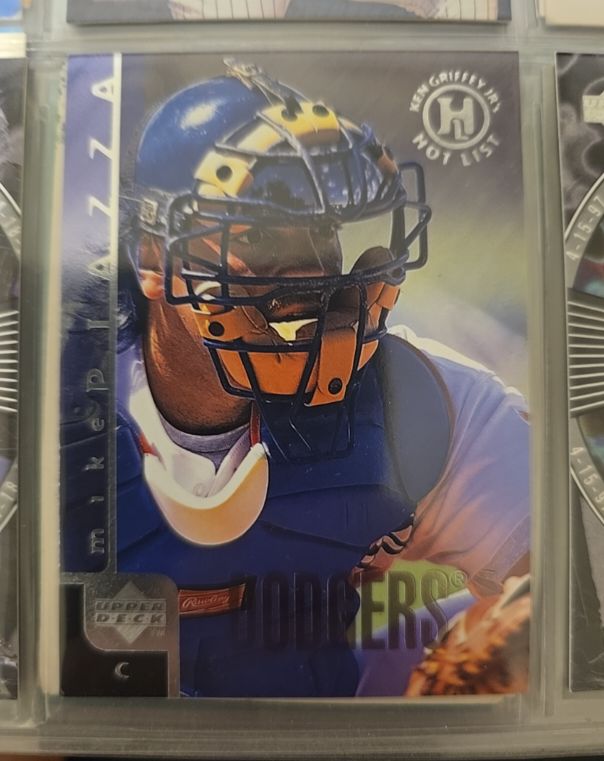 1998 Upper Deck #13 Mike Piazza — front