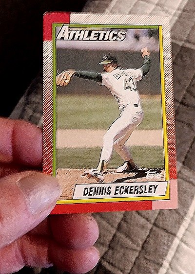1990 Topps #670 Dennis Eckersley — front