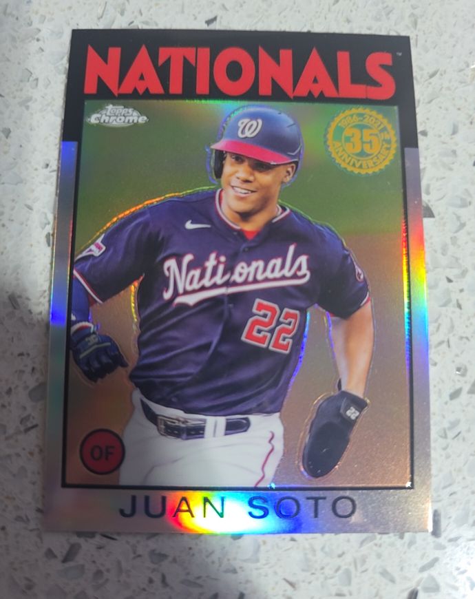 2021 Topps Chrome 35th Anniversary #86BC-4 Juan Soto — front